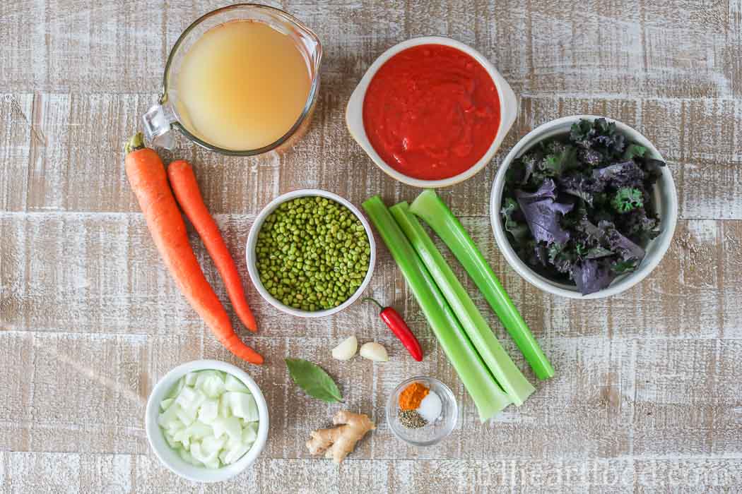 Ingredients for a mung bean soup recipe.