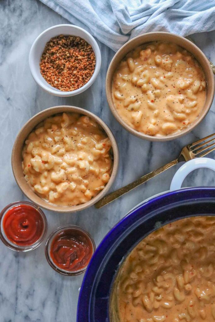 Cheese Lovers Slow Cooker Mac and Cheese Girl Heart Food®